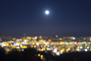 full moon over Montreal for pregnancy